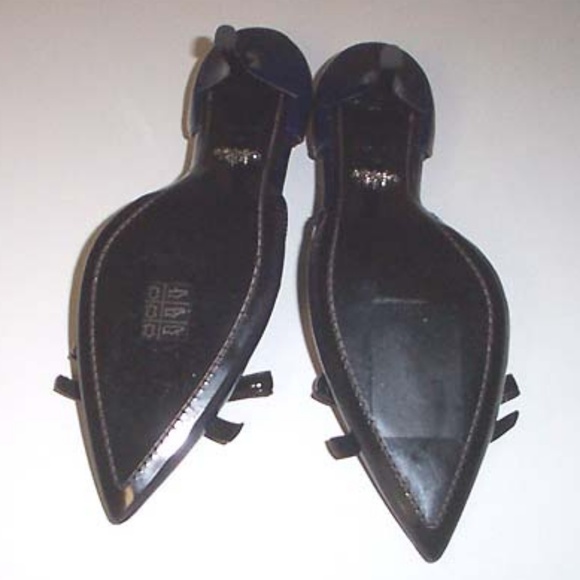 NEW PRADA blue/black patent bow detail pumps 40 - Picture 6 of 6